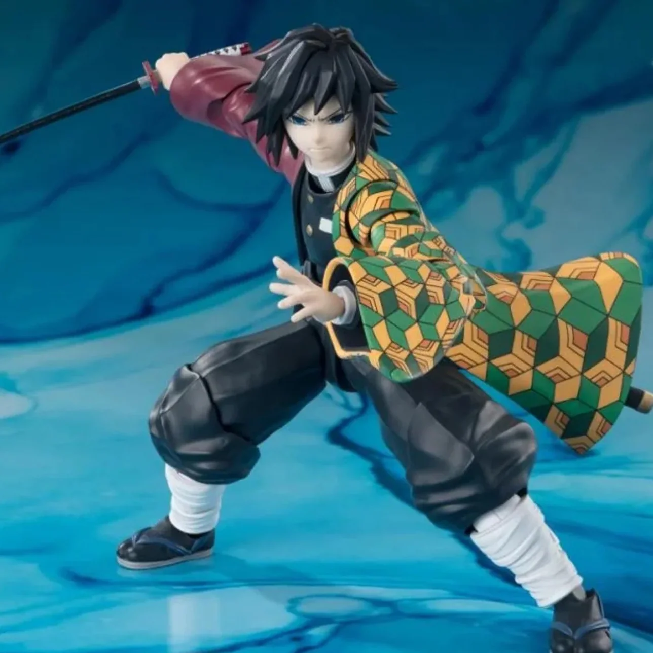 S.H.Figuarts  - Demon Slayer: Giyu Tomioka